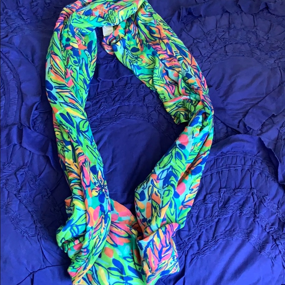 Lilly Pulitzer infinity scarf